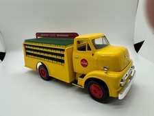 Vintage Ertl 1995 COCA-COLA 1953 Ford Die-Cast METAL BANK Delivery Truck