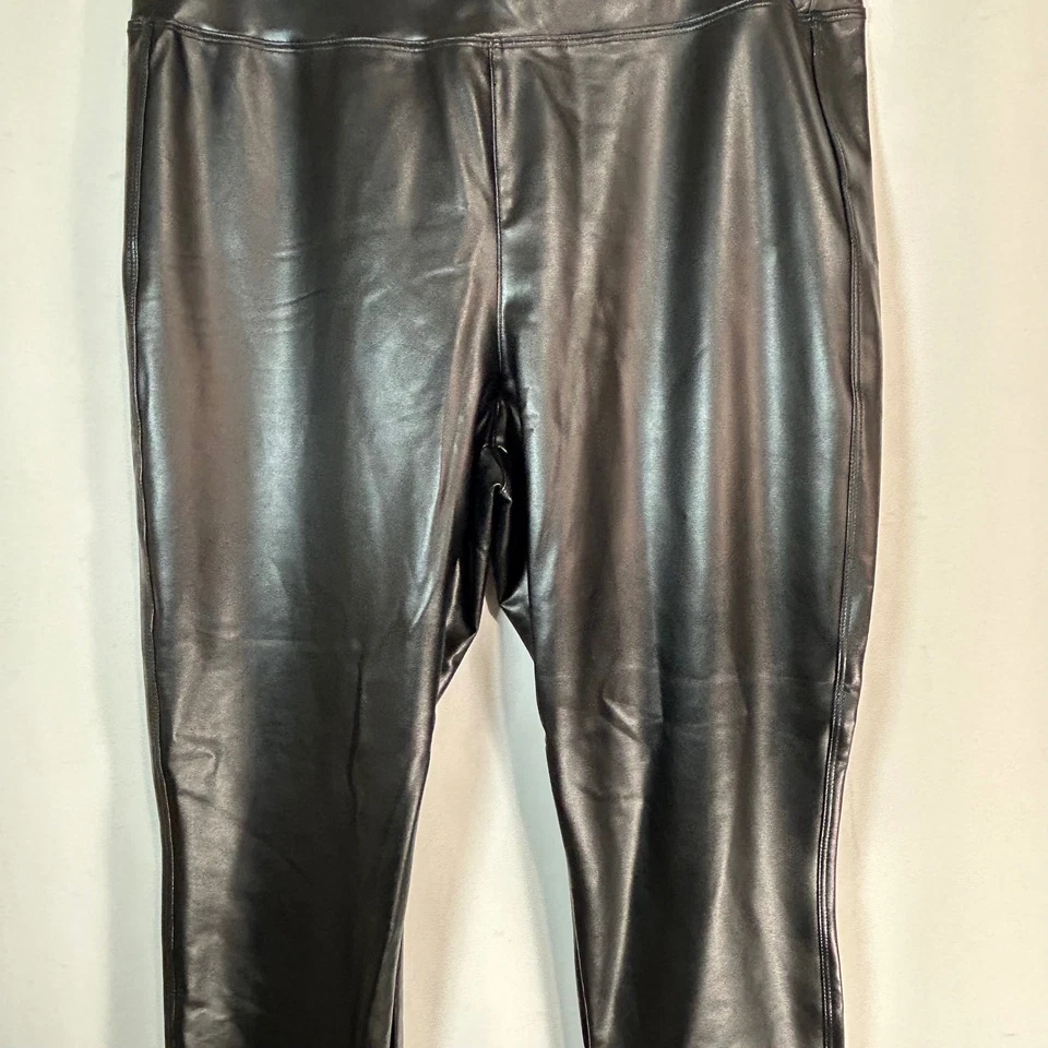 GAP 女式黑色人造皮革高腰打底裤 L 码 — 第 3/4 张图片