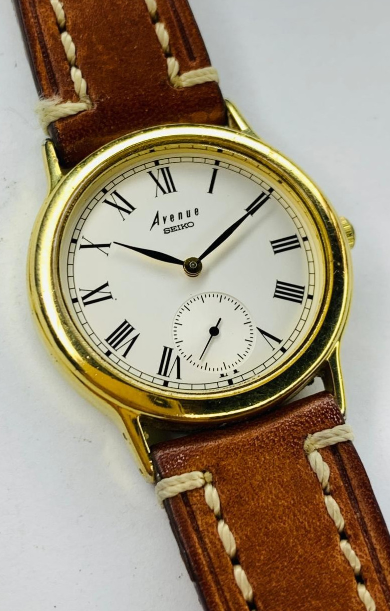  Vintage Watch Seiko Quartz Side Men's Avenue 2K23-6070 Second - vintagewatches.pk