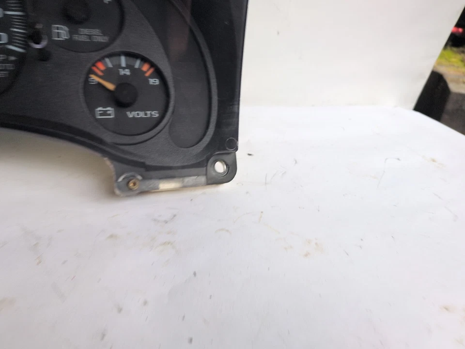 1996-1999 GMC Savana Van 3500 Speedometer Cluster Gauge OEM 77, 113 mi Diesel Foto 3 de 4