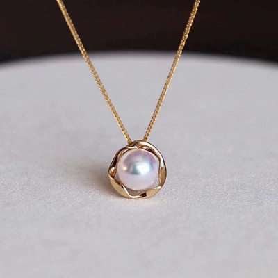 Dainty Pearl Pendant Necklace in 925 Silver, 7-8mm Flat Round Freshwater Pearl