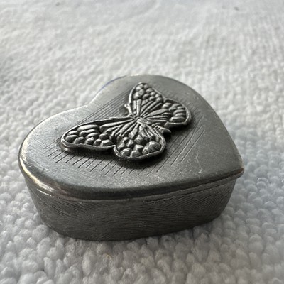 VTG 70s BUTTERFLY PEWTER Heart Shaped TRINKET BOX YORKSHIRE DESIGN Nature