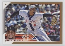 2023 Topps Series 1 Gold /2023 Rony Garcia Rony García #231 01wi