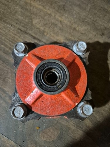 2006 Polaris Predator 90 Left Front Wheel Hub 0450885-385