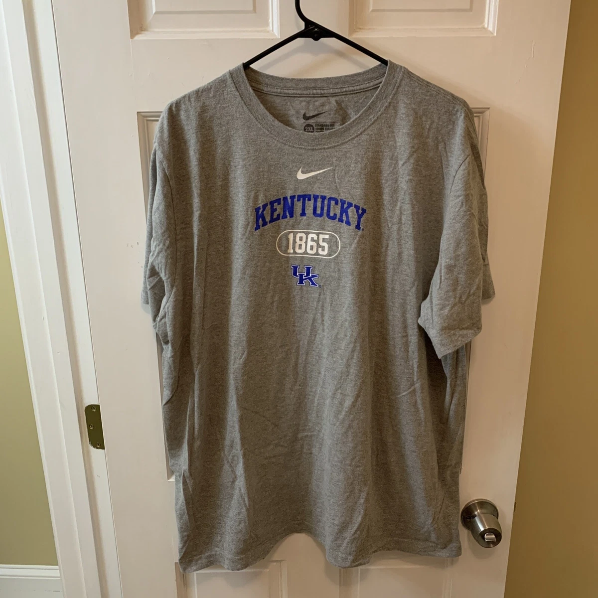 Kentucky nike deals shirt