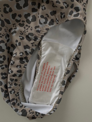 ADIDAS BY STELLA MCCARTNEY TRUEPURPOSE TIERDRUCK BADEANZUG EINTEILIG - S - 36 - Bild 4 von 8