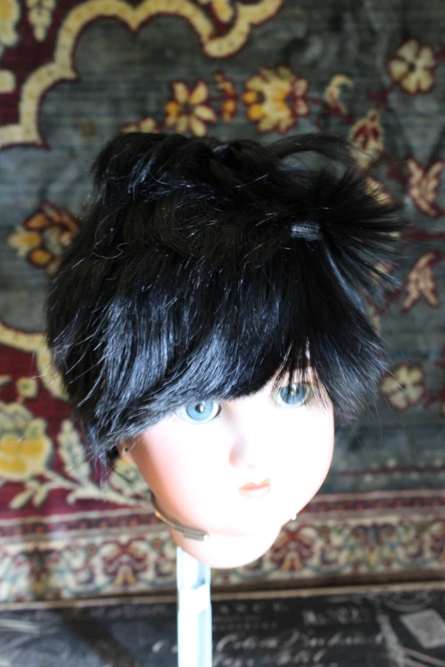 NUEVO STOCK ANTIGUO ETIQUETADO CABELLO HUMANO PELUCA RECTA PARA MUÑECAS ARTÍSTICAS ANTIGUAS BISCAS Foto 2 de 4