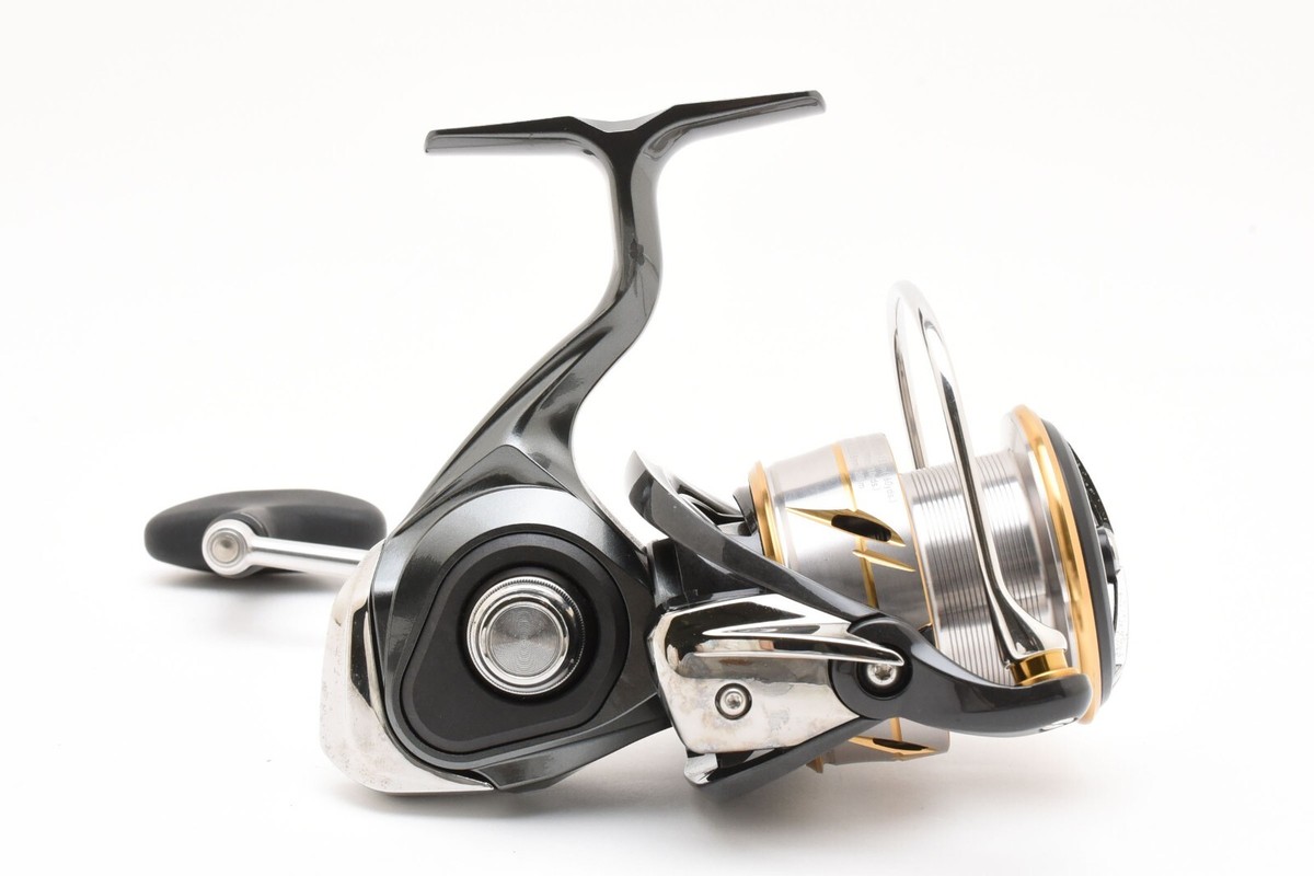 ２０ＬＵＶＩＡＳ4000-CXH Daiwa 20 LUVIAS LT 4000-CXH Spinning Reel Near Mint from JAPAN