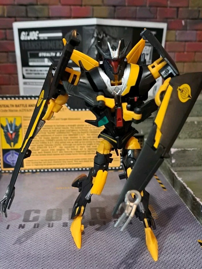 GI JOE ~ 2015 STEALTH BAT ~ TRANSFORMER CROSSOVER JET ~ SDCC
