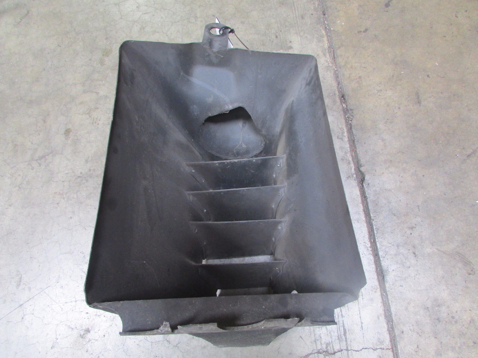 Ferrari 355,RH,Right Quarter Panel Air Duct, Used P/N 64525700