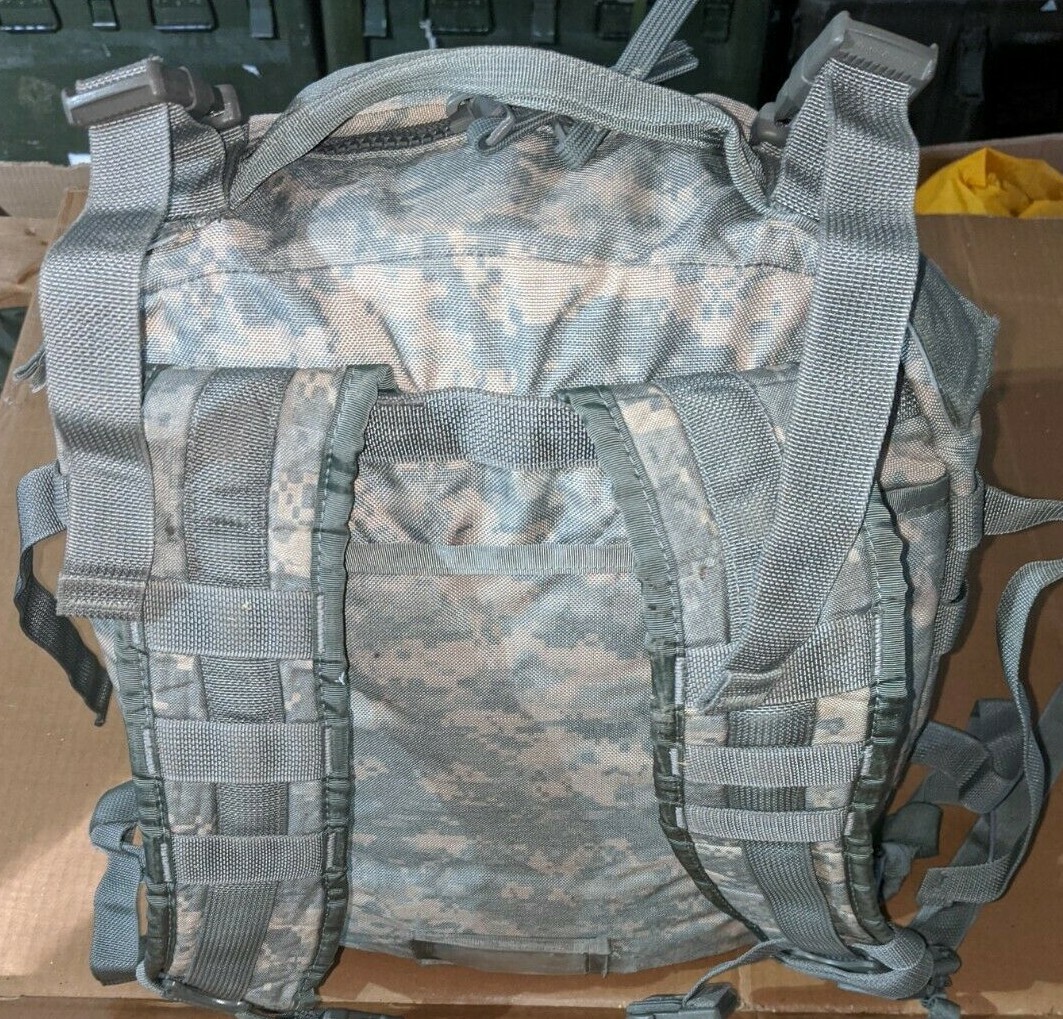 US Army Modulaire Molle II Lightweight Ucp Acu Acupat W Cadre Sac à Dos