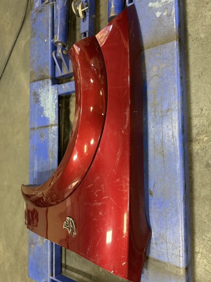 Dodge Charger Hellcat Scatpack 2020-2023 nuevo fabricante de equipos originales guardabarros SRT 392 Foto 4 de 4