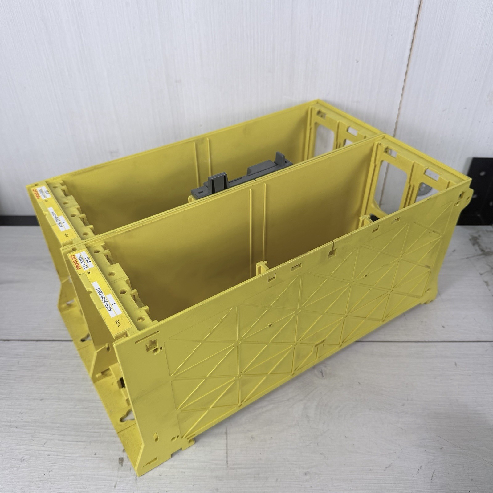 Fanuc A05B-2500-C001 2-Slot Backplane Rack Module (x2)
