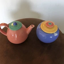 Lindt-Stymeist Colorways Sugar Bowl with Lid and Creamer with Lid Excellent
