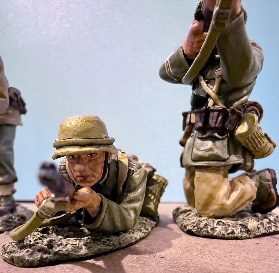 King & Country AK016 Ataque Segunda Guerra Mundial Conjunto Alemán Retirado Afrika Korps Foto 3 de 4