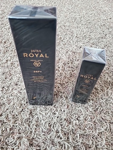 JAFRA ROYAL JELLY DEFY RICH CREME CLEANSER and ACTIVE FIRMING SERUM New In Box
