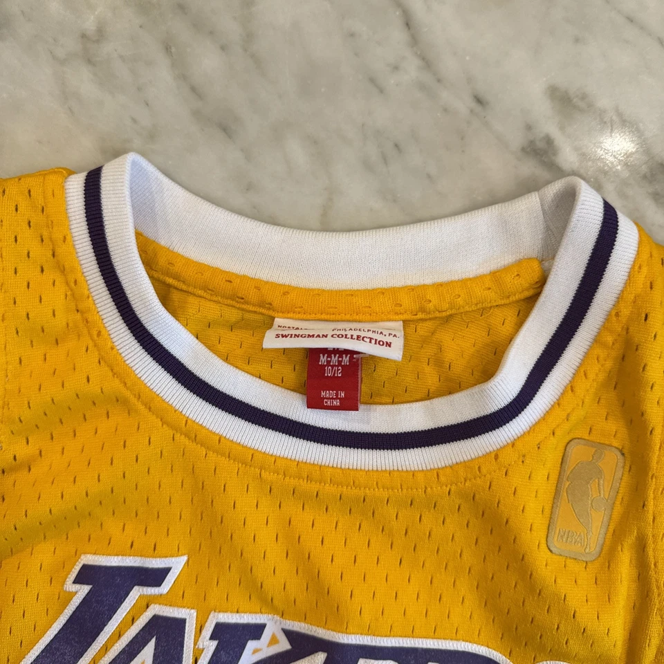 Los Angeles Lakers Shaquille O'Neal Mitchell N Ness NBA Swingman 1996-97 Jersey - Image 3 of 4