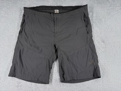 The North Face Shorts Mens Medium Extra Large Gray Elastic Waist Nylon