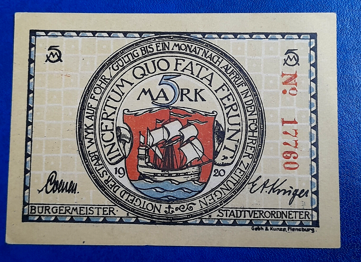 Foto 1 di 2