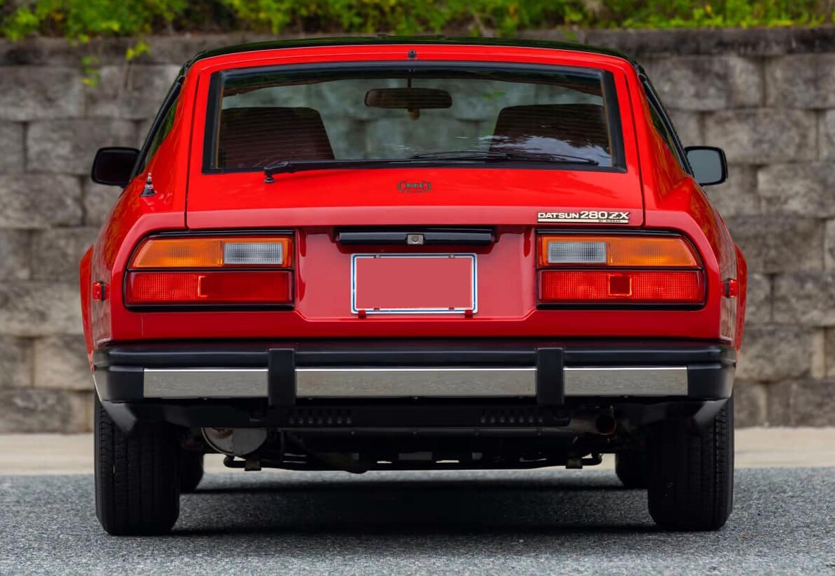 ゆ*た様 Laskey 63D 1979 - 1981 Datsun 280ZX Left and Right Pair of Taillamp