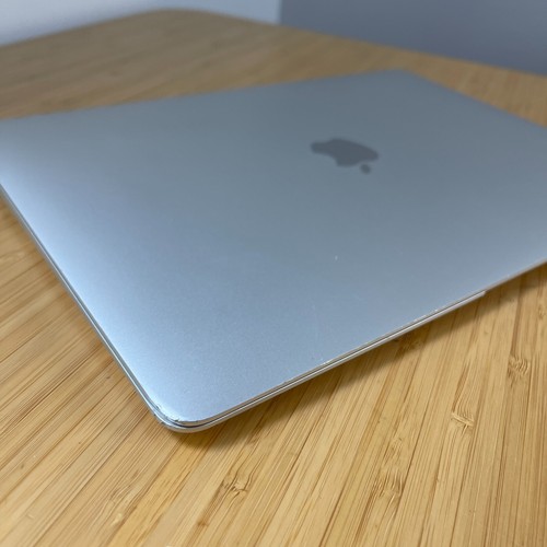 Apple MacBook Air (2020, 13"), M1, 8GB RAM / 256GB, Silver | GOOD CONDITION - Picture 7 of 13