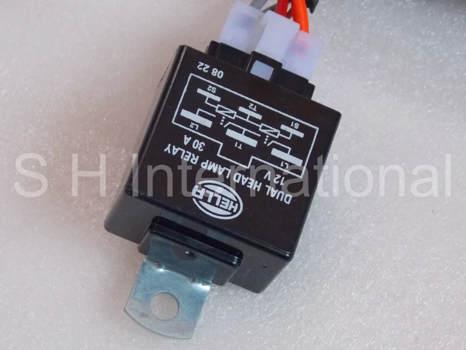 Hella 329.317-001 H4 Headlight Headlamp Relay With Wiring Harness 90/100W - Image 4 of 4