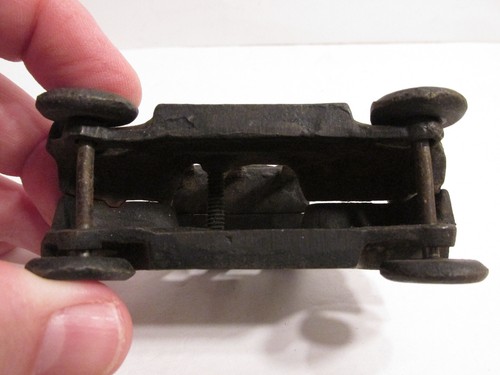 RARE VINTAGE ANTIQUE CAST IRON METAL MODEL T FORD 1920S ARCADE PRE WAR TOY CAR - Picture 7 of 9