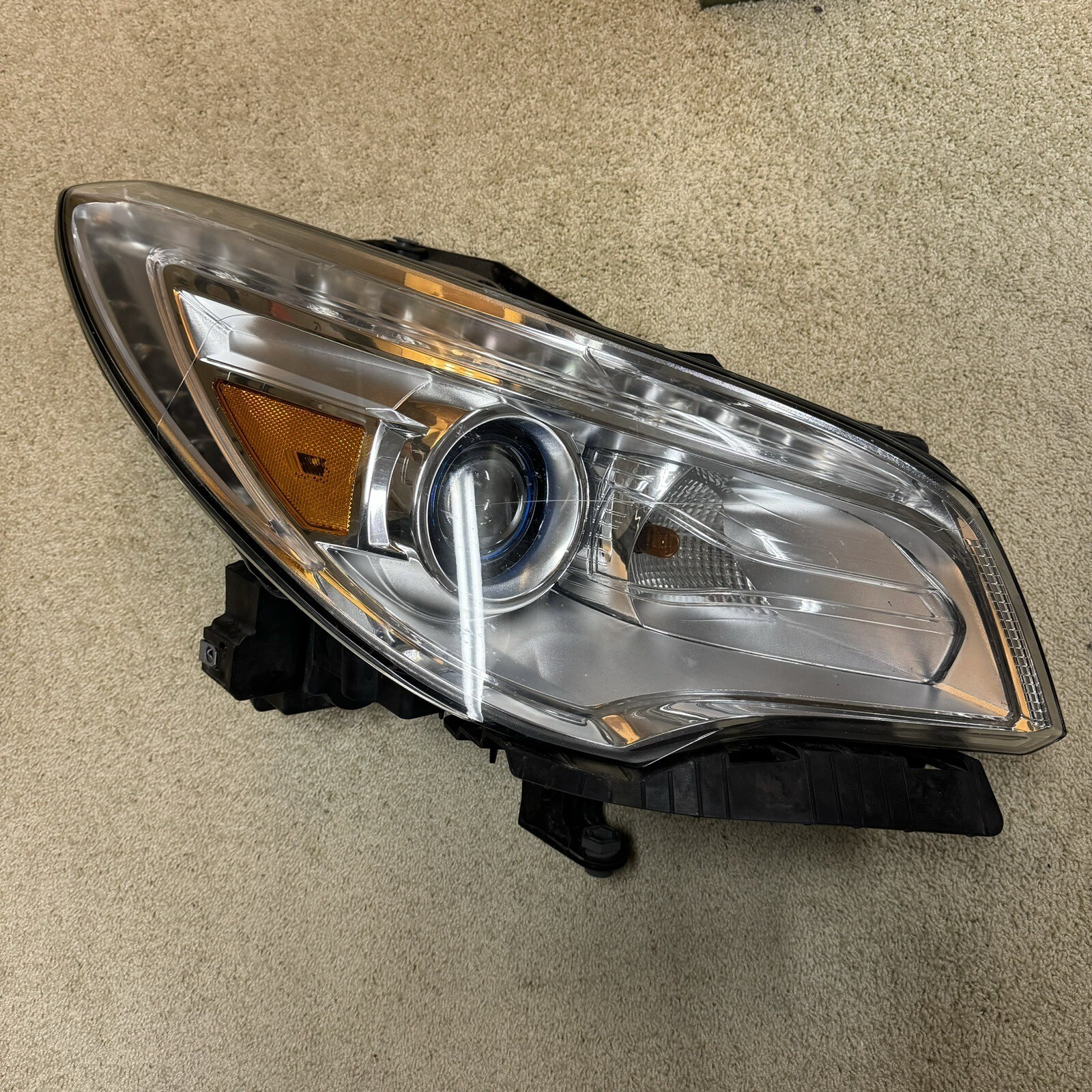 Used OEM Headlight For 20132017 Buick Enclave Right Side Xenon HID