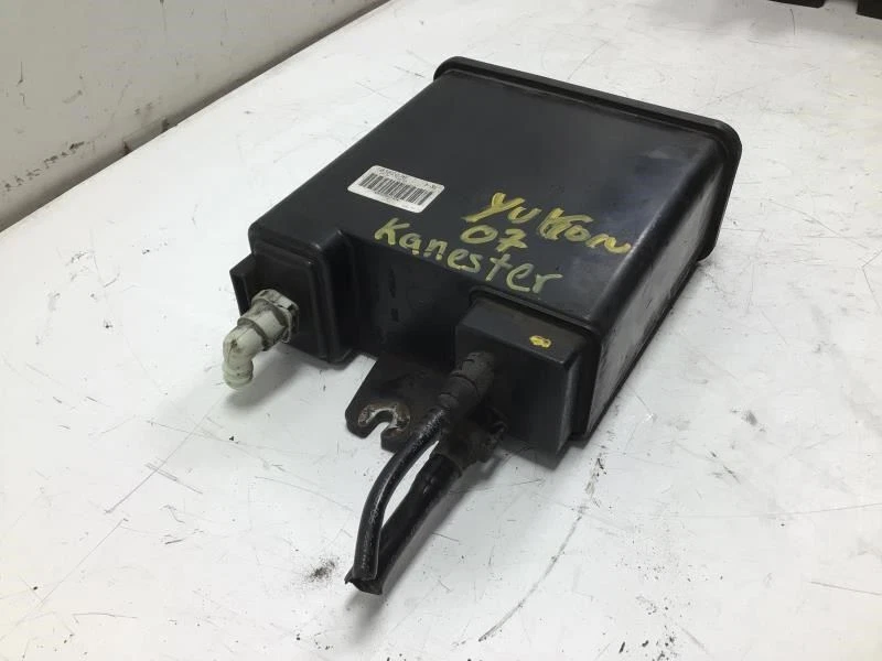 GMC YUKON 2007 XL 1500 BOTE EVAPORATIVO DE VAPOR DE COMBUSTIBLE DE FÁBRICA Foto 4 de 4