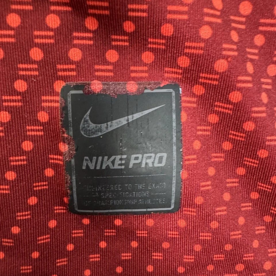 Camisa Nike Juvenil XL Pro Combat Dri-Fit Ajustada Roja Manga Corta Atlética Foto 4 de 4