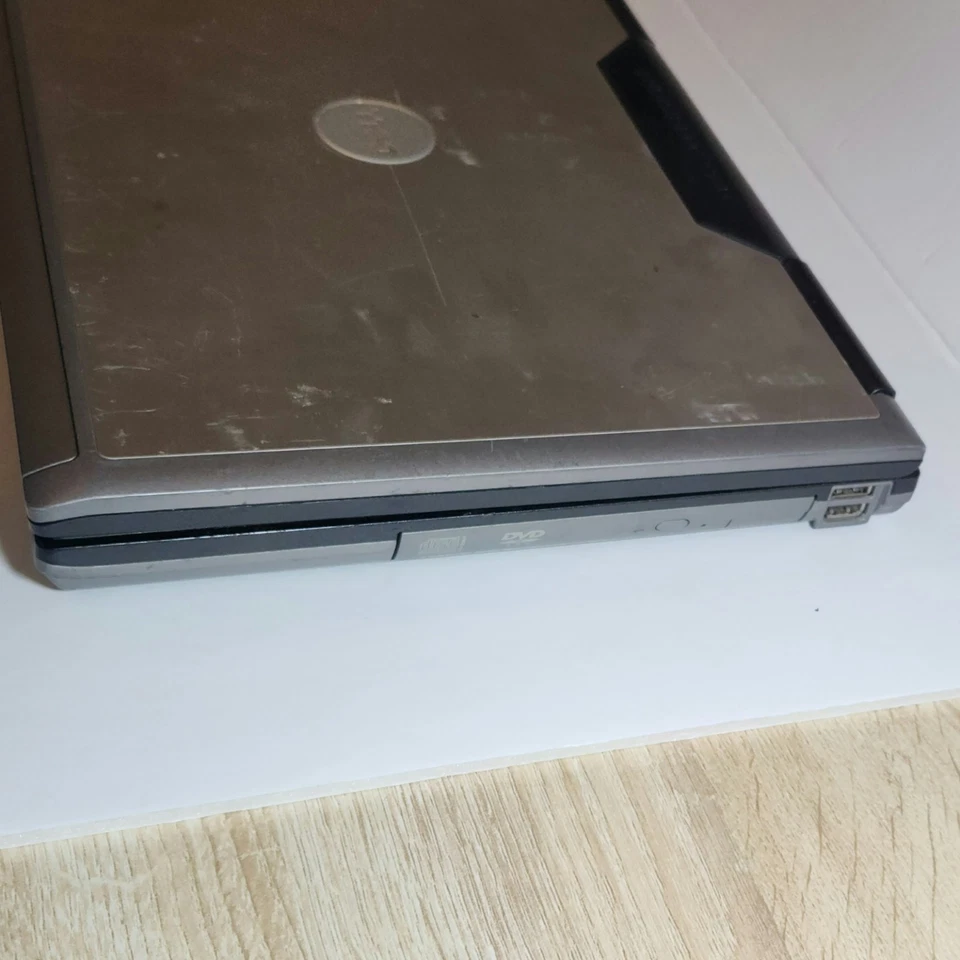 Dell Precision M65 -Intel Core 2 Duo @2.0GHz /No RAM /No HDD/No OS - FOR PARTS - - Image 3 of 4