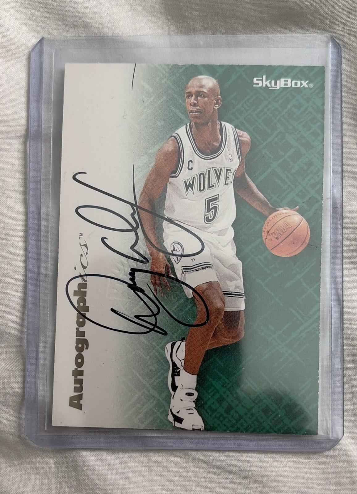 1996-97 Skybox Premium - Autographics Doug West Black Ink (AU)