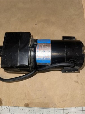 Leeson M1125113.00 DC Gearmotor 90V 1/17HP 60:1 Ratio 30RPM