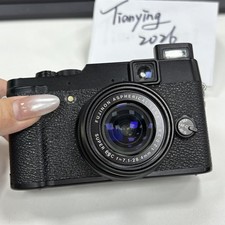 FUJIFILM X10 12MP Digital Camera with 12 Megapixel Optical Zoom Black 95 New