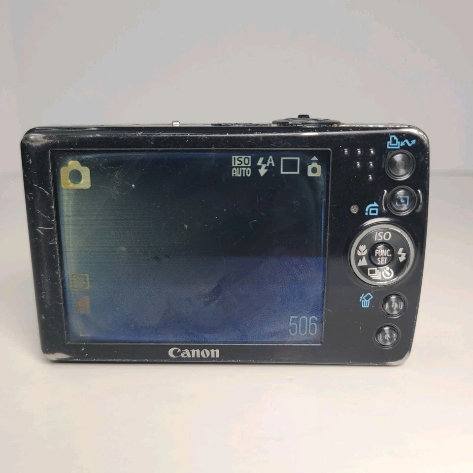 Canon PowerShot SD750 Digital ELPH 7.1 MP Camera Silver - Bad Screen - Image 3 of 4