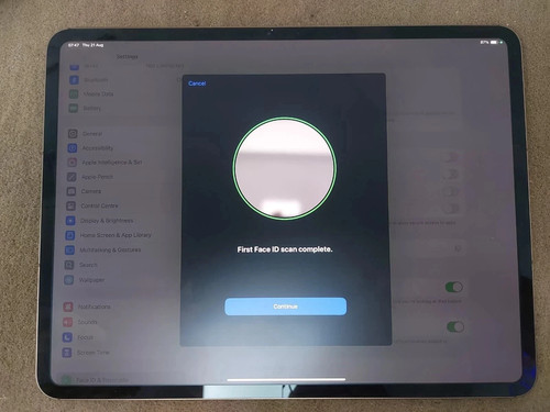 Apple iPad Pro 13" con vidrio de nano textura (M4) 1 TB Wi-Fi solo 2024, negro espacial - Imagen 6 de 9