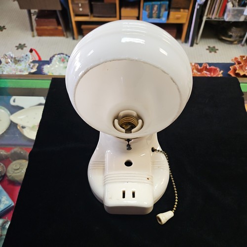 VTG Porcelain Single Wall Mount Sconce Light Fixture Milk Glass Shade 135-23B