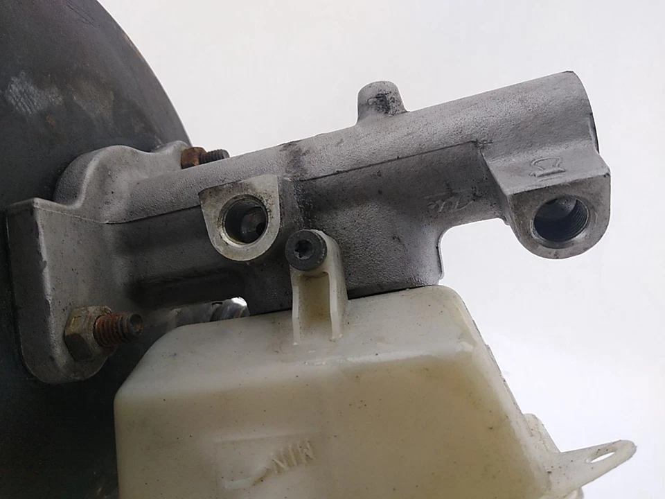 Amplificador de freno eléctrico Volvo V70 XC70 con cilindro maestro y depósito para 02-07 Foto 3 de 4