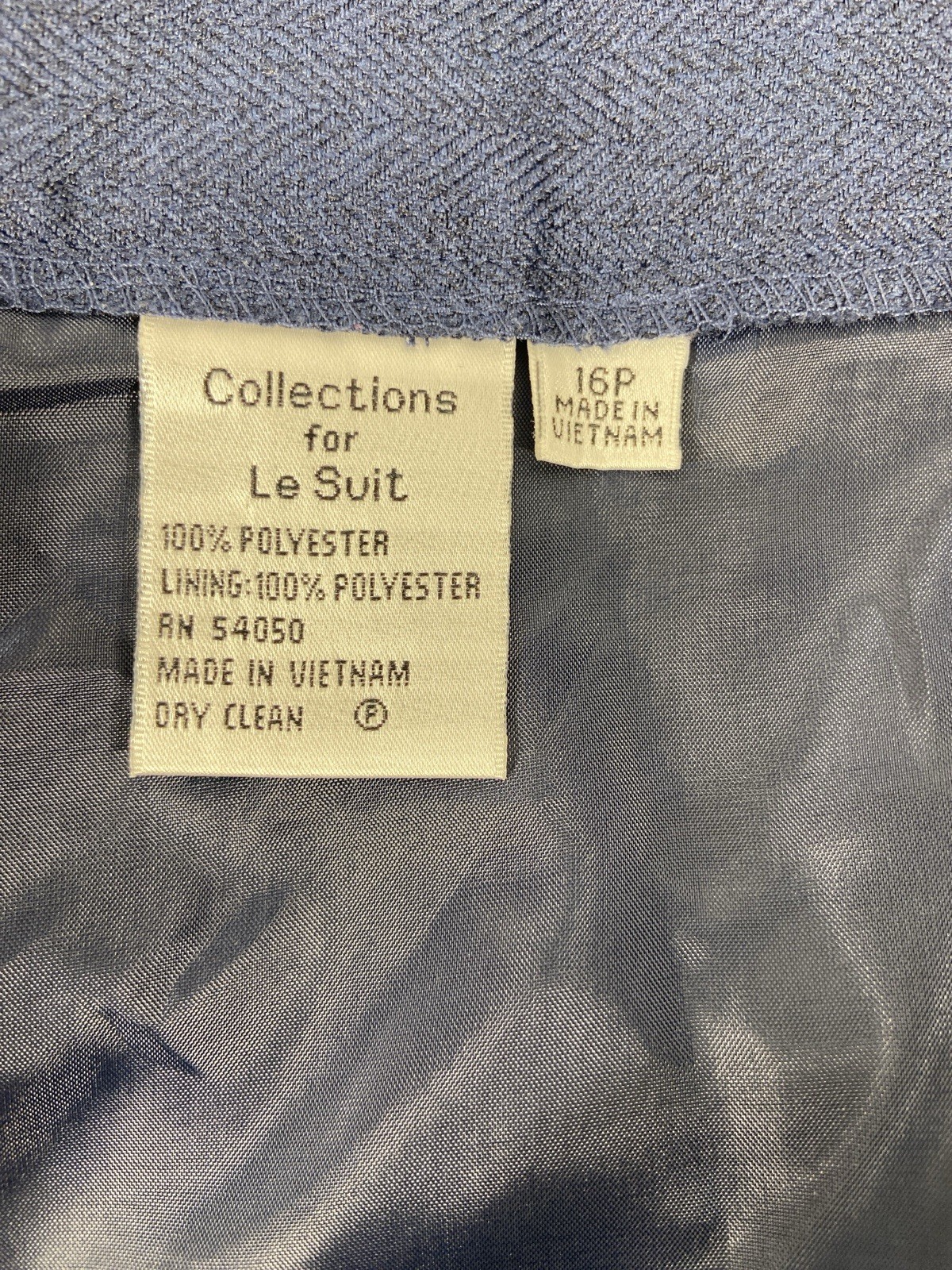 Le Suit 2PC Pants Suit Women’s Petite 16P Blue Blazer Button Long Sleeves Twill