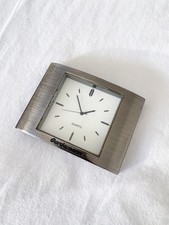 Pequeño reloj vintage / despertador de viaje / despertador de Nino Cerutti en acero inoxidable