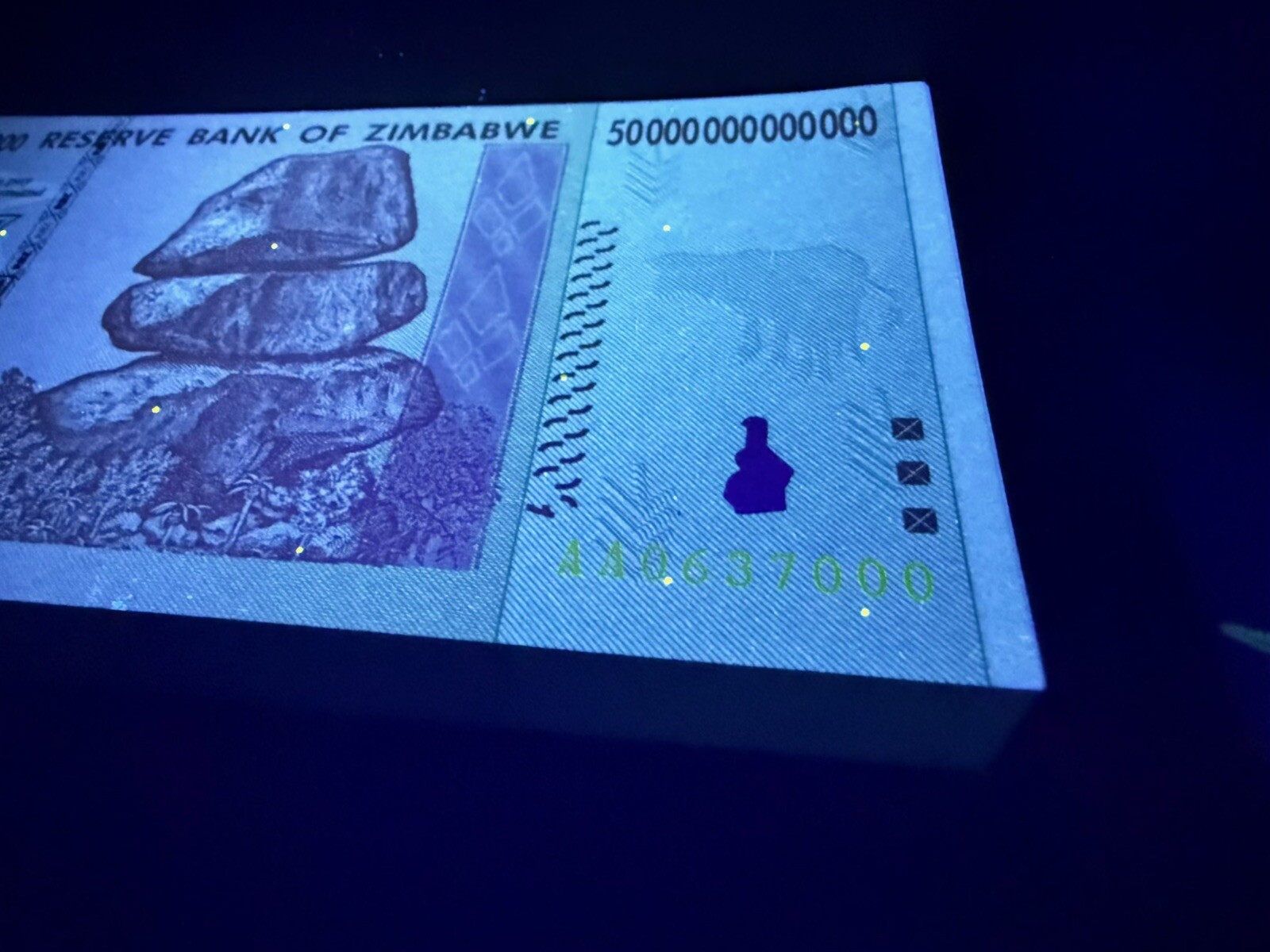 2008 50 TRILLION DOLLARS ZIMBABWE BANKNOTE, AA P-90 GEM UNC