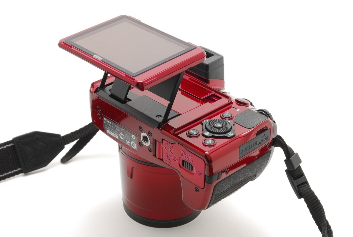 READ [MINT] Nikon COOLPIX P510 16.1MP Compact Digital Camera