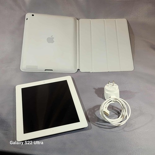Apple iPad 2 (2011) 16GB Wi-Fi FaceTime, Wi Fi Factory Unlocked, Cover, Charger - Picture 7 of 7
