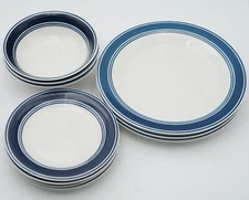 Mainstays Blue Banded 10-Piece Dinnerware Set - Dinner/Salad Plate, Cereal Bowl