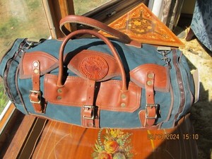 Duluth Pack Extended Sportsman Duffel medium in Spruce green