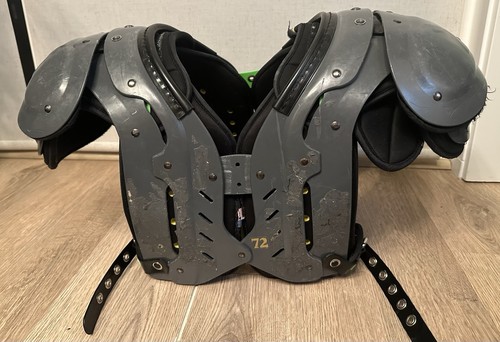 XTech Football Shoulder Pads & Back Plate, XL, Used