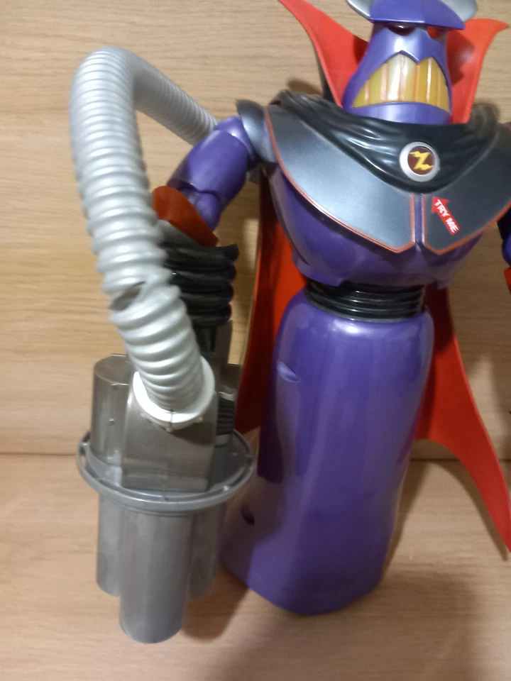 Rare  disney store exclusive buzz lightyear and zurg the alien talking figures - Image 4 of 4