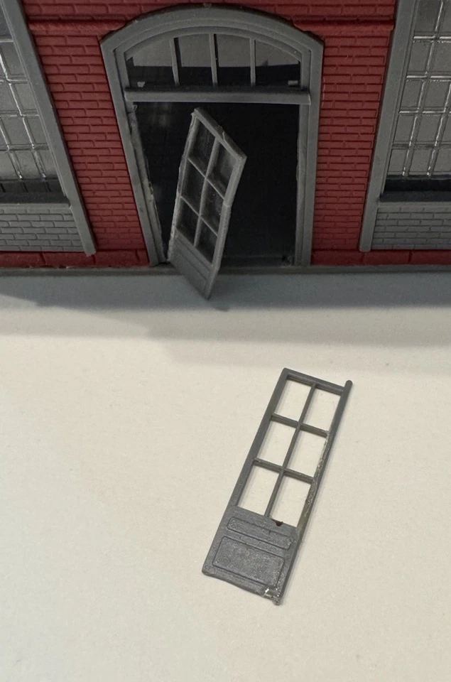 Model Power 563 HO Pure Water Supply Built-Up Red Brick #2 - Image 2 of 4