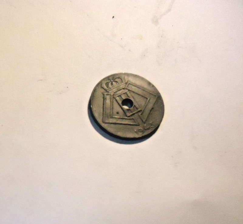 Belgium 10 Centimes 1943 Zinc Coin  *WW2 ERA* World Coin Exonumia 10C