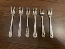 GENUINE SHEFFIELD STEEL OLD STOCK SILVER PLATED COCKTAIL FORKS X 8
